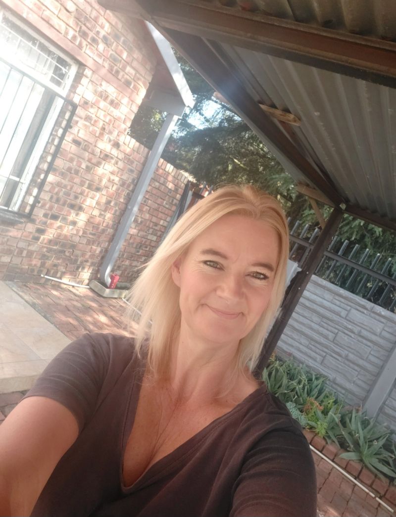 blondebom47